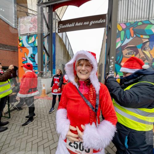 08.12.2024 - St. Pauli X-Mass-Run No. 14 Michael Strokosch http://msf.ph/oto/7521030 08.12.2024 10:08:02 Laufen 11, 500 meine-sportfotos.de