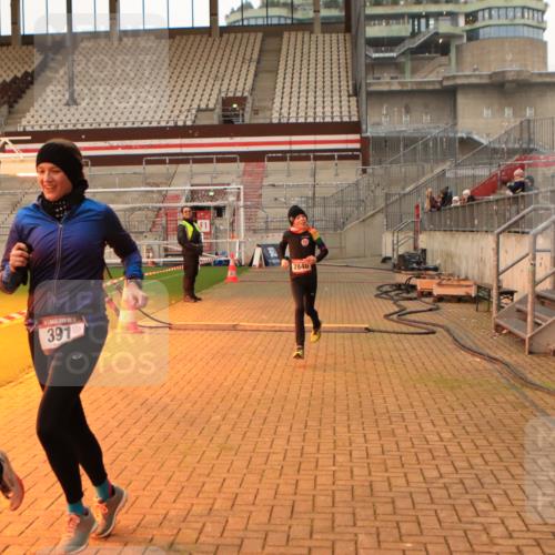 08.12.2024 - St. Pauli X-Mass-Run No. 14 Kathrin Stürmer Photography http://msf.ph/oto/7522216 08.12.2024 09:57:32 Ziel 391, 2840, 2842, 3258 meine-sportfotos.de
