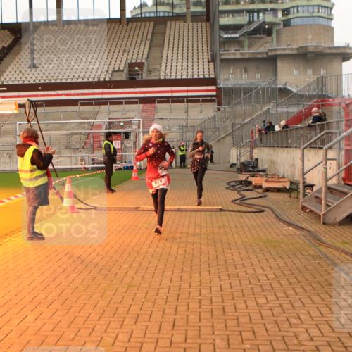 08.12.2024 - St. Pauli X-Mass-Run No. 14 Kathrin Stürmer Photography http://msf.ph/oto/7522295 08.12.2024 09:57:45 Ziel 510, 1532, 2840, 2842 meine-sportfotos.de