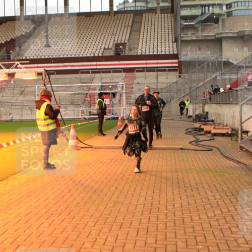 08.12.2024 - St. Pauli X-Mass-Run No. 14 Kathrin Stürmer Photography http://msf.ph/oto/7522384 08.12.2024 09:57:53 Ziel 510, 1532, 1789, 3092, 3171 meine-sportfotos.de