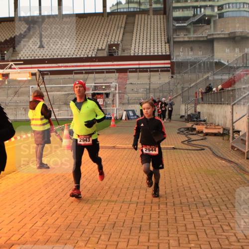 08.12.2024 - St. Pauli X-Mass-Run No. 14 Kathrin Stürmer Photography http://msf.ph/oto/7522524 08.12.2024 09:58:02 Ziel 55, 880, 1075, 1080, 1396, 1397, 1789, 2872, 2934, 2943, 2944, 3092, 3171 meine-sportfotos.de