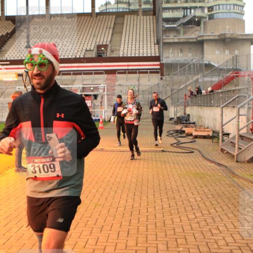 08.12.2024 - St. Pauli X-Mass-Run No. 14 Kathrin Stürmer Photography http://msf.ph/oto/7522790 08.12.2024 09:58:20 Ziel 49, 55, 802, 832, 880, 1075, 1080, 1105, 1119, 1396, 1397, 1864, 2428, 2872, 3109 meine-sportfotos.de