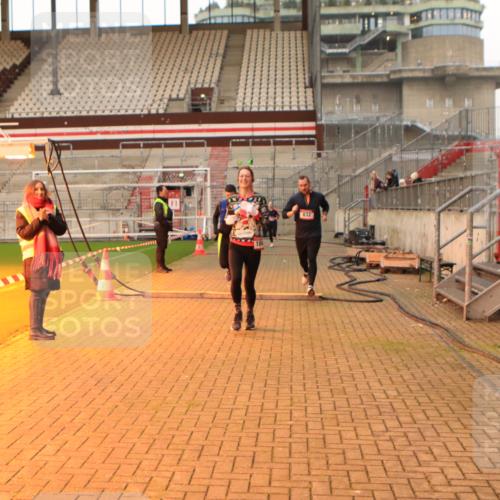 08.12.2024 - St. Pauli X-Mass-Run No. 14 Kathrin Stürmer Photography http://msf.ph/oto/7522800 08.12.2024 09:58:20 Ziel 49, 55, 802, 832, 880, 1075, 1080, 1105, 1119, 1396, 1397, 1864, 2428, 2872, 3109 meine-sportfotos.de