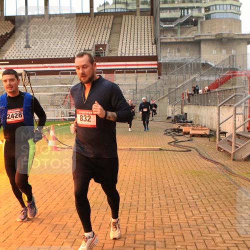 08.12.2024 - St. Pauli X-Mass-Run No. 14 Kathrin Stürmer Photography http://msf.ph/oto/7522840 08.12.2024 09:58:23 Ziel 49, 802, 832, 1105, 1119, 1864, 2428, 2984, 3109 meine-sportfotos.de