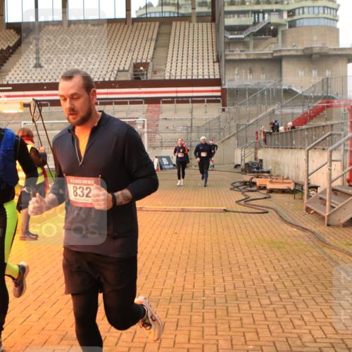 08.12.2024 - St. Pauli X-Mass-Run No. 14 Kathrin Stürmer Photography http://msf.ph/oto/7522845 08.12.2024 09:58:23 Ziel 49, 802, 832, 1105, 1119, 1864, 2428, 2984, 3109 meine-sportfotos.de
