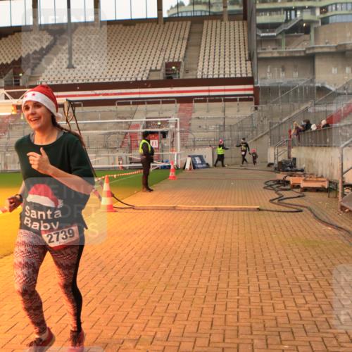 08.12.2024 - St. Pauli X-Mass-Run No. 14 Kathrin Stürmer Photography http://msf.ph/oto/7523646 08.12.2024 09:59:49 Ziel 123, 2739, 2958, 3294 meine-sportfotos.de