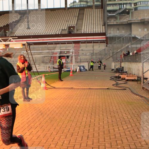 08.12.2024 - St. Pauli X-Mass-Run No. 14 Kathrin Stürmer Photography http://msf.ph/oto/7523652 08.12.2024 09:59:50 Ziel 123, 2739, 2958, 3294 meine-sportfotos.de