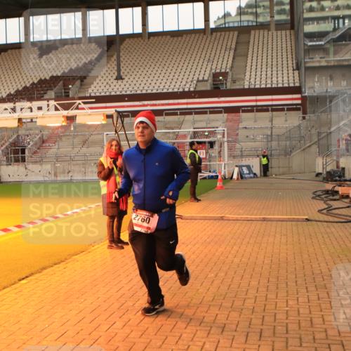 08.12.2024 - St. Pauli X-Mass-Run No. 14 Kathrin Stürmer Photography http://msf.ph/oto/7523962 08.12.2024 10:00:21 Ziel 484, 1393, 1725, 2760, 3170, 3172 meine-sportfotos.de