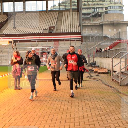 08.12.2024 - St. Pauli X-Mass-Run No. 14 Kathrin Stürmer Photography http://msf.ph/oto/7524527 08.12.2024 10:01:43 Ziel 86, 1751, 1784, 2302, 2361, 2362, 2826, 2833, 3093, 3304 meine-sportfotos.de