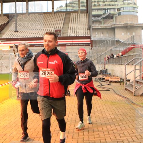 08.12.2024 - St. Pauli X-Mass-Run No. 14 Kathrin Stürmer Photography http://msf.ph/oto/7524534 08.12.2024 10:01:44 Ziel 86, 1751, 1784, 2302, 2361, 2362, 2817, 2826, 2833, 3093, 3304 meine-sportfotos.de