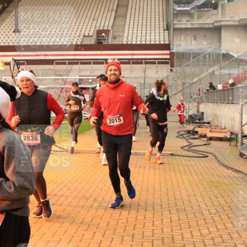 08.12.2024 - St. Pauli X-Mass-Run No. 14 Kathrin Stürmer Photography http://msf.ph/oto/7524789 08.12.2024 10:04:48 Ziel 24, 312, 1021, 1067, 1355, 1959, 2013, 2015, 2031, 2165, 2836, 3077, 3310, 3311, 3312, 3313, 3314, 3315, 3316, 3317, 3318 meine-sportfotos.de