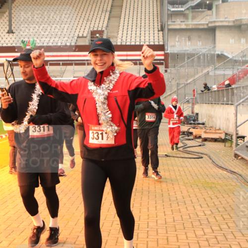 08.12.2024 - St. Pauli X-Mass-Run No. 14 Kathrin Stürmer Photography http://msf.ph/oto/7524801 08.12.2024 10:04:52 Ziel 24, 312, 1021, 1067, 1959, 2013, 2015, 2031, 2165, 2836, 3077, 3310, 3311, 3312, 3313, 3314, 3315, 3316, 3317, 3318 meine-sportfotos.de