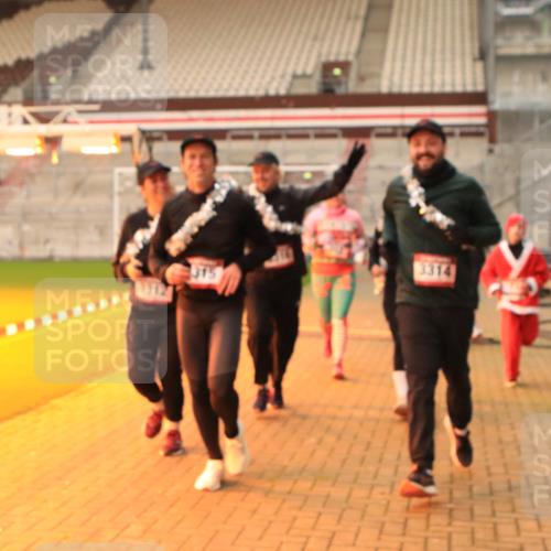 08.12.2024 - St. Pauli X-Mass-Run No. 14 Kathrin Stürmer Photography http://msf.ph/oto/7524807 08.12.2024 10:04:53 Ziel 24, 312, 620, 1021, 1067, 1959, 2013, 2015, 2031, 2165, 2836, 3077, 3310, 3311, 3312, 3313, 3314, 3315, 3316, 3317, 3318 meine-sportfotos.de