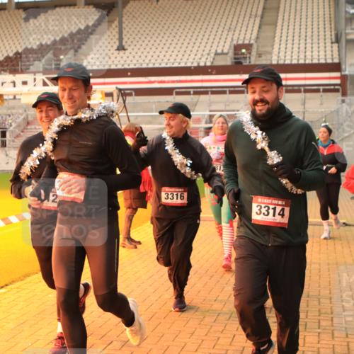 08.12.2024 - St. Pauli X-Mass-Run No. 14 Kathrin Stürmer Photography http://msf.ph/oto/7524810 08.12.2024 10:04:54 Ziel 24, 312, 620, 1067, 1959, 2013, 2015, 2031, 2165, 2836, 3077, 3310, 3311, 3312, 3313, 3314, 3315, 3316, 3317, 3318 meine-sportfotos.de