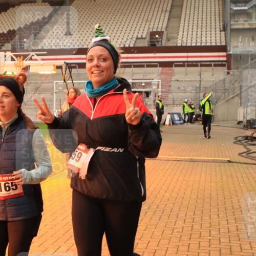 08.12.2024 - St. Pauli X-Mass-Run No. 14 Kathrin Stürmer Photography http://msf.ph/oto/7524825 08.12.2024 10:04:57 Ziel 24, 273, 312, 620, 1067, 1959, 2013, 2015, 2031, 2165, 2836, 3077, 3310, 3311, 3312, 3313, 3314, 3315, 3316, 3317, 3318 meine-sportfotos.de