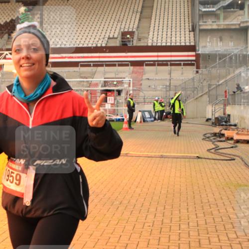 08.12.2024 - St. Pauli X-Mass-Run No. 14 Kathrin Stürmer Photography http://msf.ph/oto/7524826 08.12.2024 10:04:57 Ziel 24, 273, 312, 620, 1067, 1959, 2013, 2015, 2031, 2165, 2836, 3077, 3310, 3311, 3312, 3313, 3314, 3315, 3316, 3317, 3318 meine-sportfotos.de