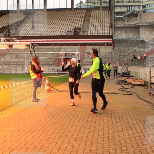 08.12.2024 - St. Pauli X-Mass-Run No. 14 Kathrin Stürmer Photography http://msf.ph/oto/7524833 08.12.2024 10:05:03 Ziel 24, 273, 312, 620, 1959, 2165, 2889, 2890, 2903, 2904, 3310, 3312, 3314, 3315, 3316 meine-sportfotos.de