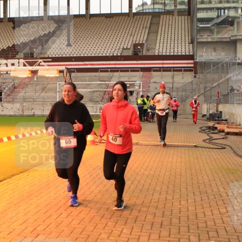 08.12.2024 - St. Pauli X-Mass-Run No. 14 Kathrin Stürmer Photography http://msf.ph/oto/7524974 08.12.2024 10:05:50 Ziel 40, 65, 175, 529, 1563, 2894, 3006 meine-sportfotos.de