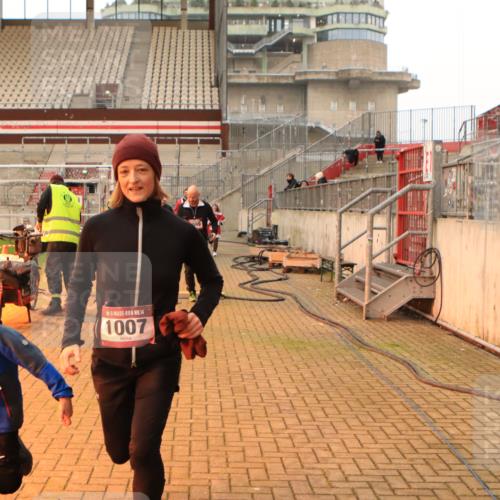 08.12.2024 - St. Pauli X-Mass-Run No. 14 Kathrin Stürmer Photography http://msf.ph/oto/7525124 08.12.2024 10:06:52 Ziel 129, 165, 892, 1007, 1124, 1426, 1720, 2099, 2208, 2212, 2843, 2861, 2888, 3153, 3338, 3342 meine-sportfotos.de