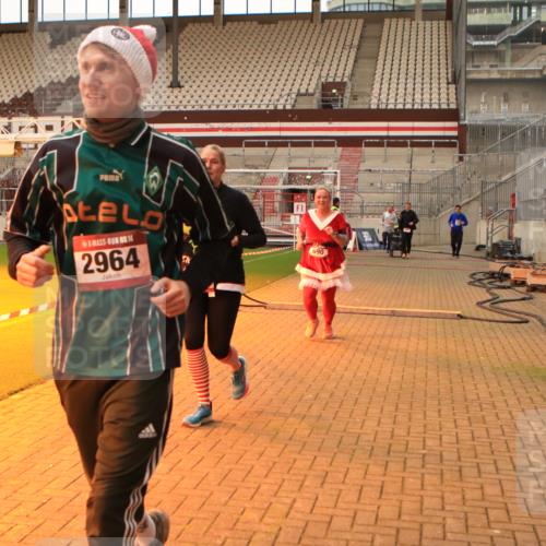 08.12.2024 - St. Pauli X-Mass-Run No. 14 Kathrin Stürmer Photography http://msf.ph/oto/7525236 08.12.2024 10:07:52 Ziel 690, 997, 1026, 1048, 1058, 2753, 2945, 2961, 2964 meine-sportfotos.de