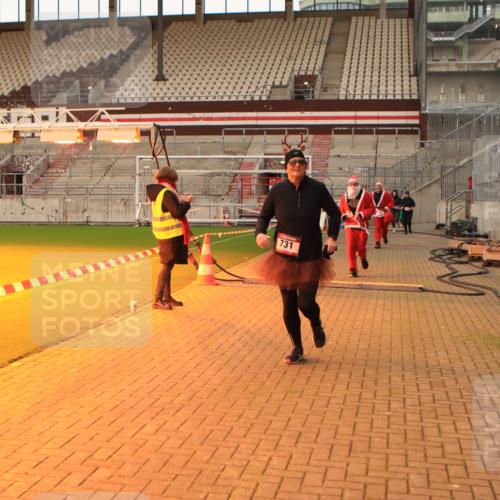 08.12.2024 - St. Pauli X-Mass-Run No. 14 Kathrin Stürmer Photography http://msf.ph/oto/7525288 08.12.2024 10:08:18 Ziel 23, 136, 436, 449, 451, 731, 1167, 1183, 1310, 1952, 1961 meine-sportfotos.de