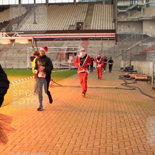 08.12.2024 - St. Pauli X-Mass-Run No. 14 Kathrin Stürmer Photography http://msf.ph/oto/7525293 08.12.2024 10:08:19 Ziel 23, 54, 136, 436, 449, 451, 731, 1167, 1183, 1310, 1952, 1961 meine-sportfotos.de