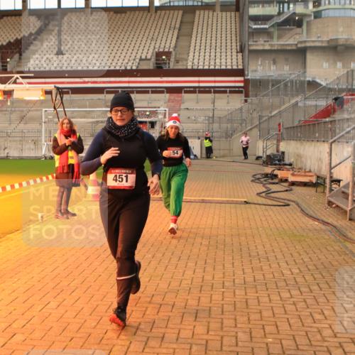 08.12.2024 - St. Pauli X-Mass-Run No. 14 Kathrin Stürmer Photography http://msf.ph/oto/7525304 08.12.2024 10:08:28 Ziel 23, 54, 136, 436, 449, 451, 731, 1167, 1183 meine-sportfotos.de
