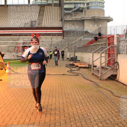 08.12.2024 - St. Pauli X-Mass-Run No. 14 Kathrin Stürmer Photography http://msf.ph/oto/7525355 08.12.2024 10:08:58 Ziel 12, 152, 325, 343, 891, 2749, 2752 meine-sportfotos.de