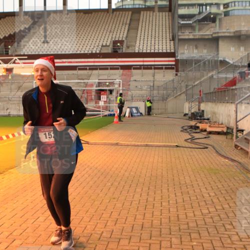 08.12.2024 - St. Pauli X-Mass-Run No. 14 Kathrin Stürmer Photography http://msf.ph/oto/7525406 08.12.2024 10:09:10 Ziel 12, 152, 343, 891 meine-sportfotos.de