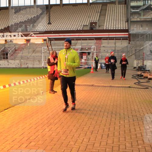 08.12.2024 - St. Pauli X-Mass-Run No. 14 Kathrin Stürmer Photography http://msf.ph/oto/7525459 08.12.2024 10:09:46 Ziel 290, 361, 882, 894, 1098, 1641, 1648, 1955, 1965, 3123 meine-sportfotos.de