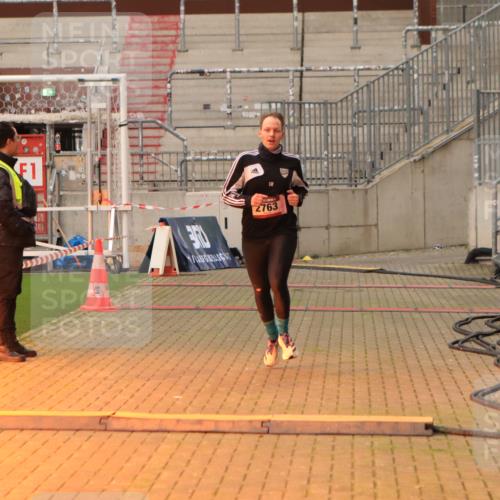 08.12.2024 - St. Pauli X-Mass-Run No. 14 Kathrin Stürmer Photography http://msf.ph/oto/7531967 08.12.2024 09:51:49 Ziel  meine-sportfotos.de