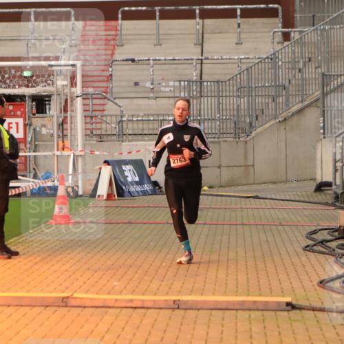 08.12.2024 - St. Pauli X-Mass-Run No. 14 Kathrin Stürmer Photography http://msf.ph/oto/7534739 08.12.2024 09:51:49 Ziel  meine-sportfotos.de