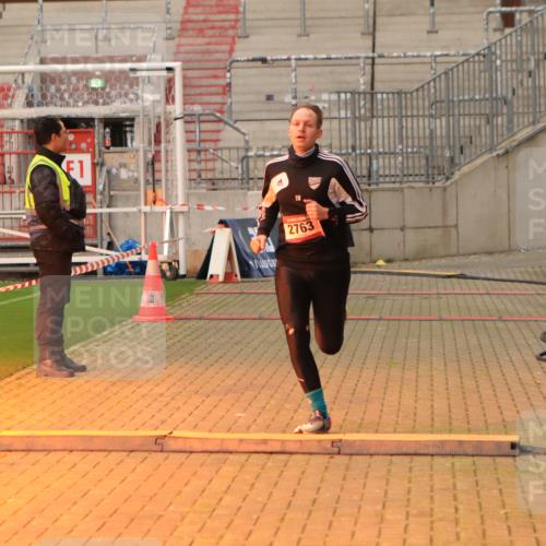 08.12.2024 - St. Pauli X-Mass-Run No. 14 Kathrin Stürmer Photography http://msf.ph/oto/7534743 08.12.2024 09:51:50 Ziel  meine-sportfotos.de