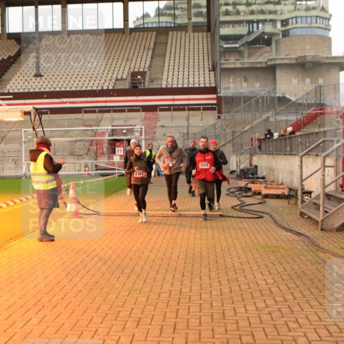 08.12.2024 - St. Pauli X-Mass-Run No. 14 Kathrin Stürmer Photography http://msf.ph/oto/7542916 08.12.2024 10:01:41 Ziel  meine-sportfotos.de