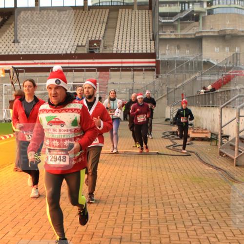 08.12.2024 - St. Pauli X-Mass-Run No. 14 Kathrin Stürmer Photography http://msf.ph/oto/7543134 08.12.2024 10:03:38 Ziel  meine-sportfotos.de