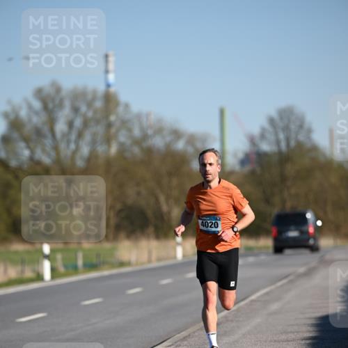 06.04.2025 - 44. Internationalen Wilhelmsburger Insellauf Dr. Thomas Lammeyer http://msf.ph/oto/7549454 06.04.2025 09:16:25 Laufen 4020 meine-sportfotos.de