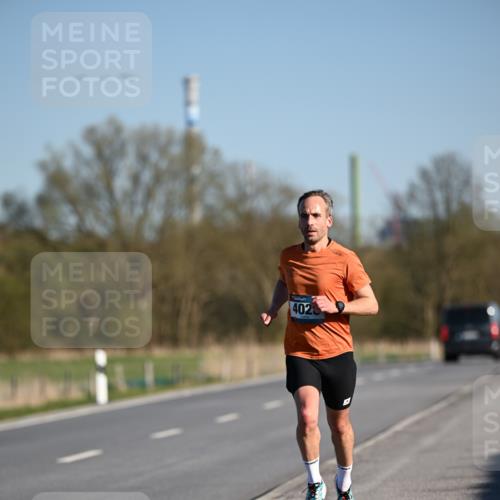 06.04.2025 - 44. Internationalen Wilhelmsburger Insellauf Dr. Thomas Lammeyer http://msf.ph/oto/7549458 06.04.2025 09:16:26 Laufen 402 meine-sportfotos.de