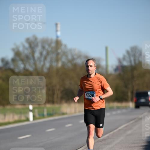 06.04.2025 - 44. Internationalen Wilhelmsburger Insellauf Dr. Thomas Lammeyer http://msf.ph/oto/7549459 06.04.2025 09:16:26 Laufen 4020 meine-sportfotos.de