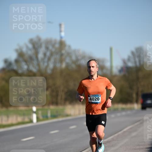 06.04.2025 - 44. Internationalen Wilhelmsburger Insellauf Dr. Thomas Lammeyer http://msf.ph/oto/7549460 06.04.2025 09:16:26 Laufen 4020 meine-sportfotos.de