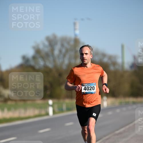 06.04.2025 - 44. Internationalen Wilhelmsburger Insellauf Dr. Thomas Lammeyer http://msf.ph/oto/7549466 06.04.2025 09:16:27 Laufen 4020 meine-sportfotos.de