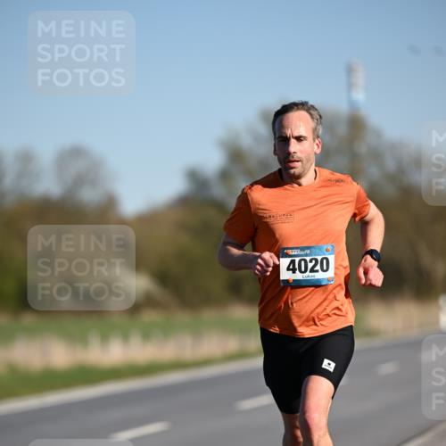 06.04.2025 - 44. Internationalen Wilhelmsburger Insellauf Dr. Thomas Lammeyer http://msf.ph/oto/7549471 06.04.2025 09:16:28 Laufen 4020 meine-sportfotos.de