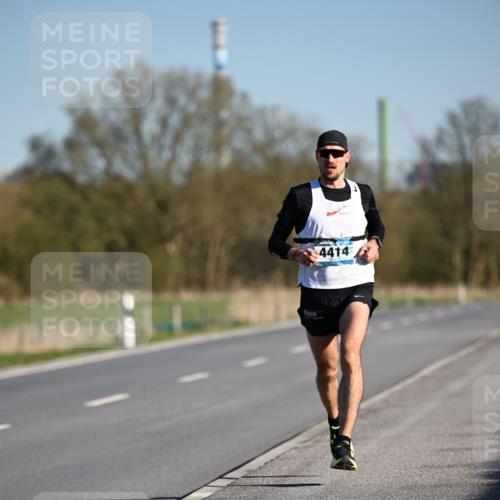 06.04.2025 - 44. Internationalen Wilhelmsburger Insellauf Dr. Thomas Lammeyer http://msf.ph/oto/7549484 06.04.2025 09:17:03 Laufen 4414 meine-sportfotos.de