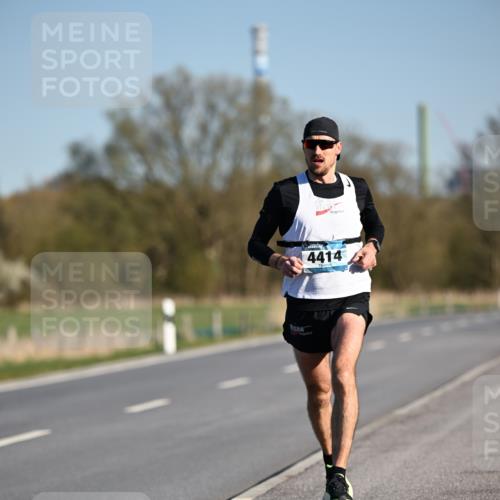 06.04.2025 - 44. Internationalen Wilhelmsburger Insellauf Dr. Thomas Lammeyer http://msf.ph/oto/7549489 06.04.2025 09:17:04 Laufen 4414 meine-sportfotos.de