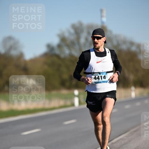 06.04.2025 - 44. Internationalen Wilhelmsburger Insellauf Dr. Thomas Lammeyer http://msf.ph/oto/7549494 06.04.2025 09:17:05 Laufen 4414 meine-sportfotos.de