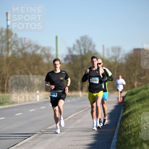 06.04.2025 - 44. Internationalen Wilhelmsburger Insellauf Dr. Thomas Lammeyer http://msf.ph/oto/7549503 06.04.2025 09:17:20 Laufen 4619, 3260 meine-sportfotos.de