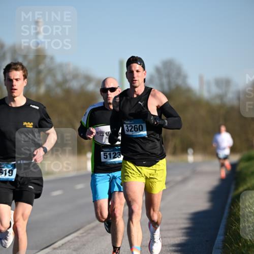 06.04.2025 - 44. Internationalen Wilhelmsburger Insellauf Dr. Thomas Lammeyer http://msf.ph/oto/7549524 06.04.2025 09:17:23 Laufen 619, 5123, 3260 meine-sportfotos.de