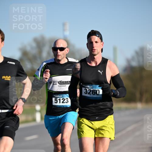 06.04.2025 - 44. Internationalen Wilhelmsburger Insellauf Dr. Thomas Lammeyer http://msf.ph/oto/7549532 06.04.2025 09:17:24 Laufen 5123, 3260 meine-sportfotos.de