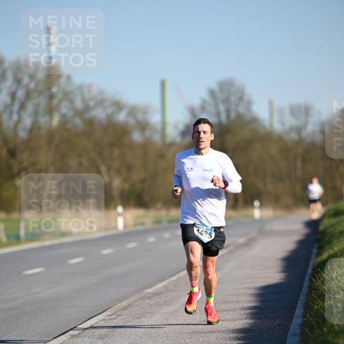 06.04.2025 - 44. Internationalen Wilhelmsburger Insellauf Dr. Thomas Lammeyer http://msf.ph/oto/7549544 06.04.2025 09:17:34 Laufen 4425 meine-sportfotos.de