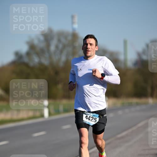 06.04.2025 - 44. Internationalen Wilhelmsburger Insellauf Dr. Thomas Lammeyer http://msf.ph/oto/7549560 06.04.2025 09:17:36 Laufen 4425 meine-sportfotos.de