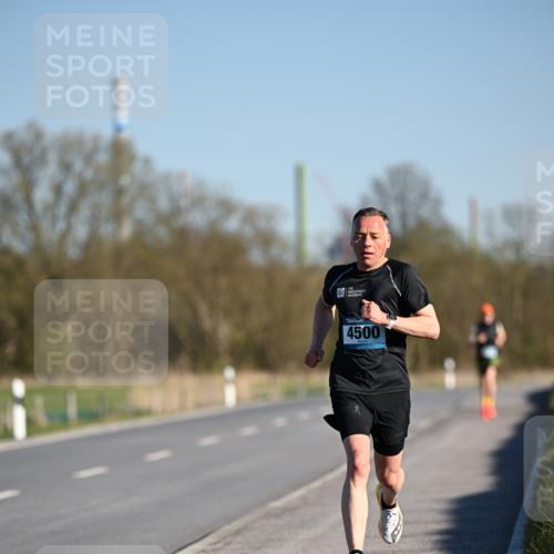 06.04.2025 - 44. Internationalen Wilhelmsburger Insellauf Dr. Thomas Lammeyer http://msf.ph/oto/7549603 06.04.2025 09:18:08 Laufen 4500 meine-sportfotos.de